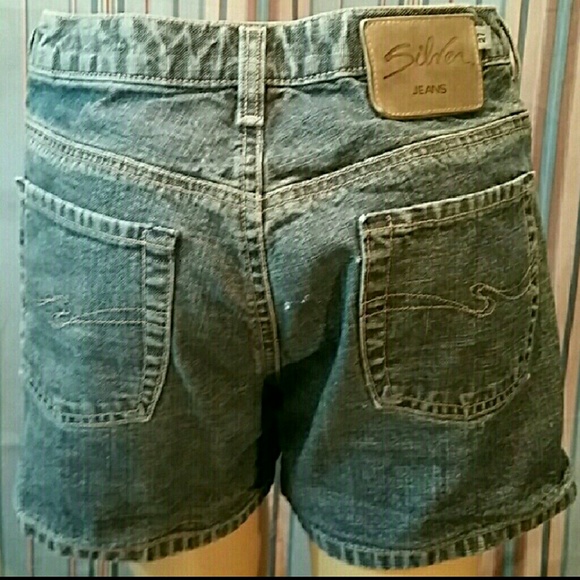🛍 Silver Clothing Company shorts - Picture 2 of 3